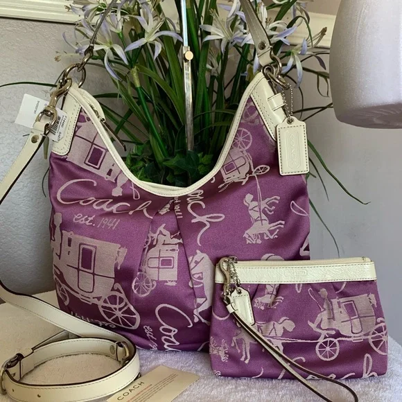 RARE NWT Coach Horse and Carriage Hobo/Crossbody & Matching Wristlet - Picture 3 of 12